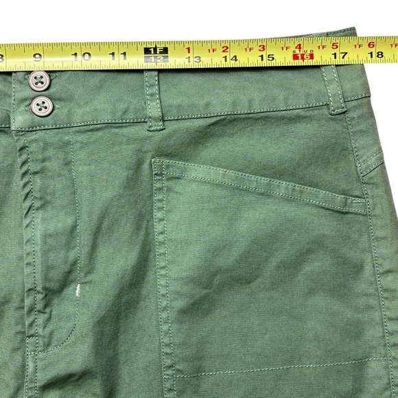 NWT Anthropologie Pilcro The Wanderer Shorts Size 31 Green Mid-Rise Pockets - Picture 7 of 13